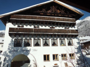 Отель Hotel Schwarzer Adler, Петтной Им Альберг
